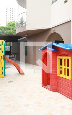 Apartamento à venda com 74m², 3 quartos e 1 vagaPlayground