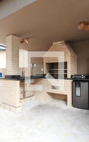 Apartamento à venda com 74m², 3 quartos e 1 vagaChurrasqueira
