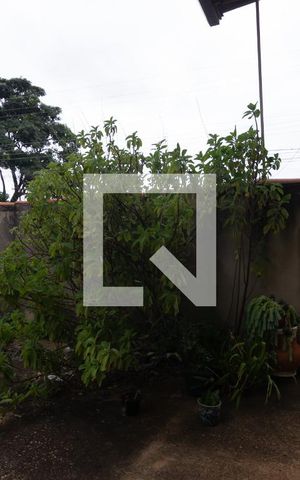 Casa à venda com 200m², 2 quartos e 6 vagas Casa à venda com 200m², 2 quartos e 6 vagasGaragem do Salão 1