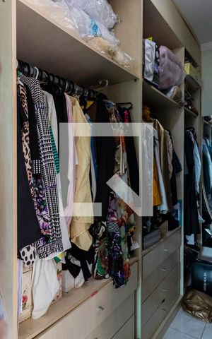 Casa à venda com 227m², 3 quartos e 4 vagas2o. Andar - Closet da Suíte 3