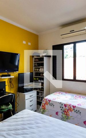 Casa à venda com 227m², 3 quartos e 4 vagas2o. Andar - Suíte 2