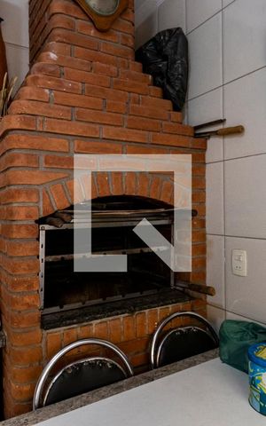 Casa à venda com 227m², 3 quartos e 4 vagas1o. Andar - Área de serviço