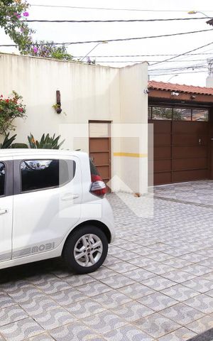 Casa à venda com 850m², 7 quartos e 8 vagas Casa à venda com 850m², 7 quartos e 8 vagasGaragem