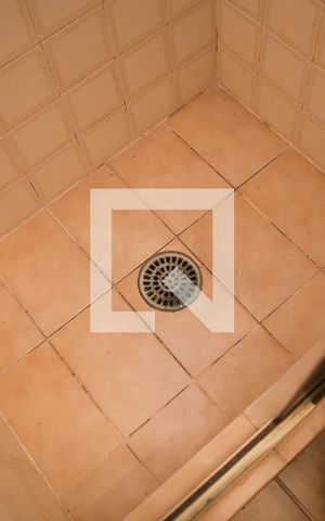 Casa à venda com 850m², 7 quartos e 8 vagas Casa à venda com 850m², 7 quartos e 8 vagasBanheiro da Suite 2 - Casa dos Fundos