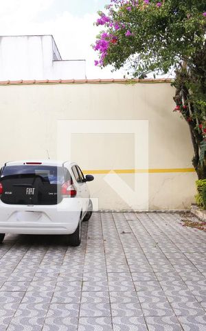 Casa à venda com 850m², 7 quartos e 8 vagas Casa à venda com 850m², 7 quartos e 8 vagasGaragem