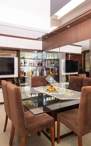 Casa para alugar com 200m², 4 quartos e 1 vaga Casa para alugar com 200m², 4 quartos e 1 vagaSala de Jantar