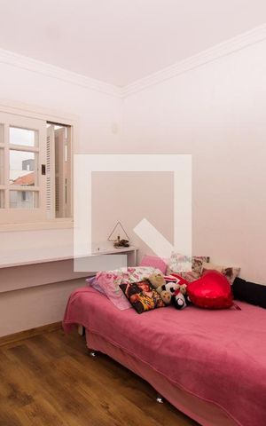 Casa para alugar com 200m², 4 quartos e 1 vaga Casa para alugar com 200m², 4 quartos e 1 vagaQuarto 2