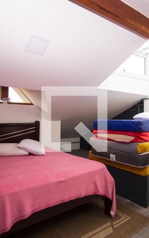 Casa para alugar com 200m², 4 quartos e 1 vaga Casa para alugar com 200m², 4 quartos e 1 vagaTerraço