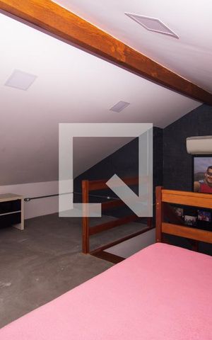 Casa para alugar com 200m², 4 quartos e 1 vaga Casa para alugar com 200m², 4 quartos e 1 vagaTerraço