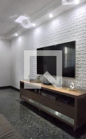 Casa à venda com 222m², 3 quartos e 4 vagasSala