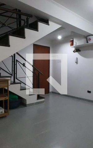 Casa à venda com 222m², 3 quartos e 4 vagasÁrea da churrasqueira e piscina