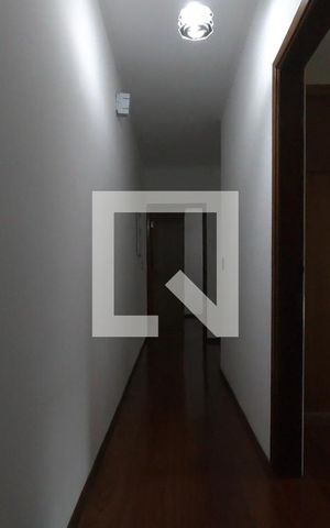 Casa à venda com 222m², 3 quartos e 4 vagasCorredor