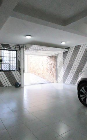 Casa à venda com 222m², 3 quartos e 4 vagasGaragem