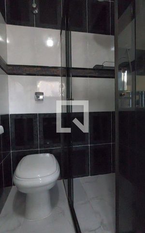 Casa à venda com 222m², 3 quartos e 4 vagasBanheiro da Suíte 3