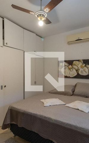 Casa para alugar com 632m², 5 quartos e 8 vagas Casa para alugar com 632m², 5 quartos e 8 vagasSuíte 2