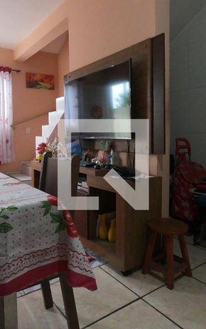 Casa de condomínio para alugar com 48m², 2 quartos e 2 vagasSala/Cozinha