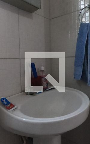 Casa de condomínio para alugar com 48m², 2 quartos e 2 vagasBanheiro