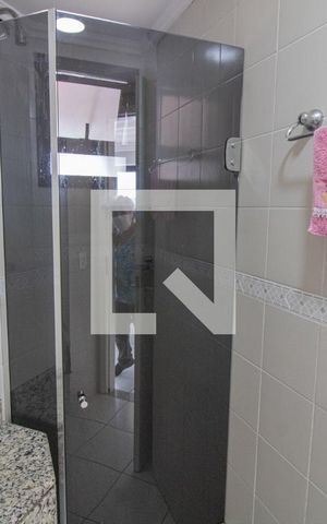 Apartamento para alugar com 49m², 2 quartos e 1 vaga Apartamento para alugar com 49m², 2 quartos e 1 vagaBanheiro