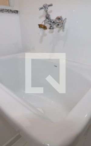 Apartamento para alugar com 40m², 1 quarto e sem vagaÁrea de Serviço - tanque