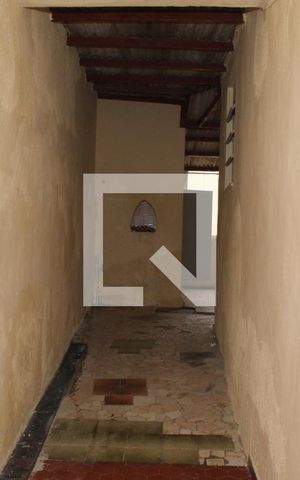 Casa para alugar com 80m², 2 quartos e 1 vagaCorredor