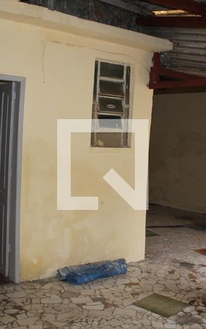Casa para alugar com 80m², 2 quartos e 1 vagaVaranda