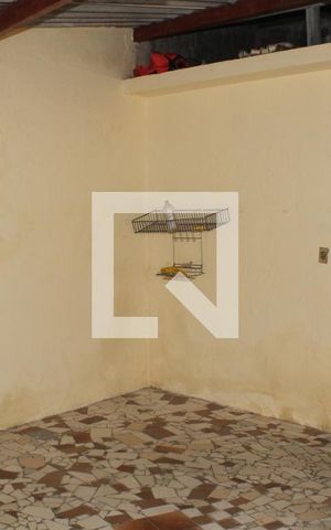 Casa para alugar com 80m², 2 quartos e 1 vagaVaranda