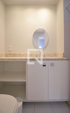 Apartamento para alugar com 96m², 2 quartos e 2 vagasBanheiro
