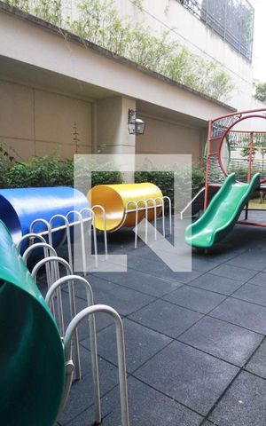Apartamento para alugar com 96m², 2 quartos e 2 vagasÁrea Comum - Playground