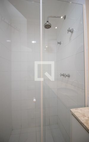 Apartamento para alugar com 96m², 2 quartos e 2 vagasBanheiro da Suíte
