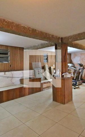 Casa à venda com 700m², 4 quartos e 3 vagasSala 2