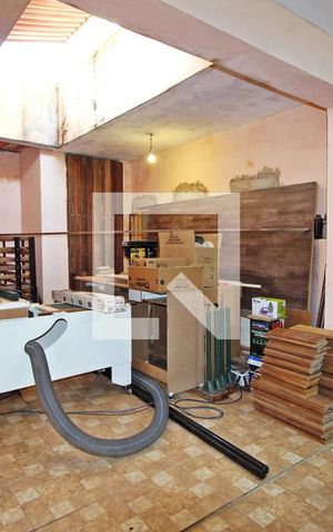 Casa à venda com 700m², 4 quartos e 3 vagasGaragem