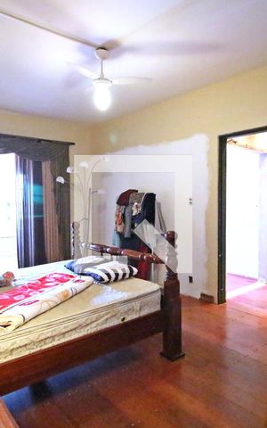 Casa à venda com 700m², 4 quartos e 3 vagasQuarto 2 (suíte)