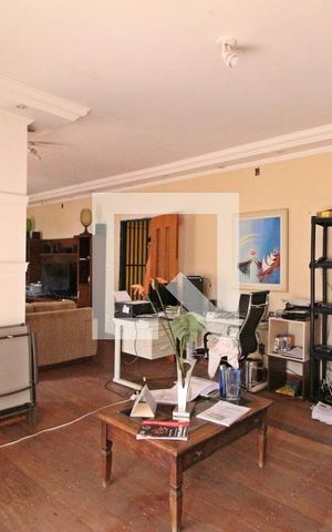 Casa à venda com 700m², 4 quartos e 3 vagasSala de estar 2