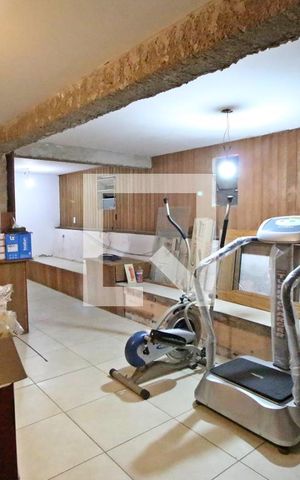 Casa à venda com 700m², 4 quartos e 3 vagasSala 2