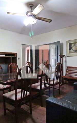 Casa à venda com 700m², 4 quartos e 3 vagasSala de estar 1