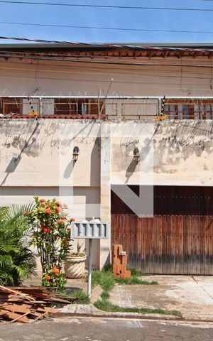 Casa à venda com 700m², 4 quartos e 3 vagasFachada