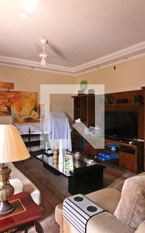 Casa à venda com 700m², 4 quartos e 3 vagasSala de estar 2