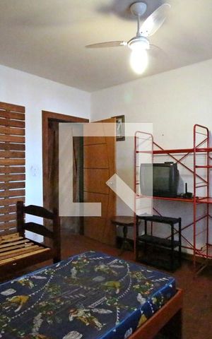 Casa à venda com 700m², 4 quartos e 3 vagasQuarto 4 (suíte)