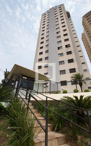 Apartamento para alugar com 46m², 1 quarto e 1 vagaFachada