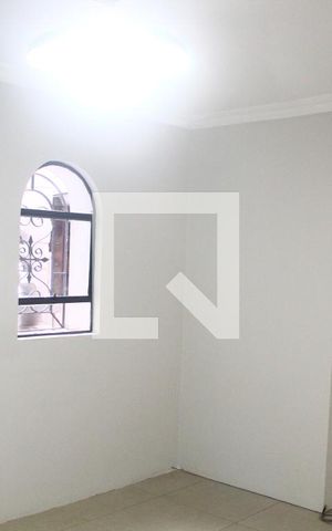 Casa para alugar com 132m², 3 quartos e 2 vagasSala
