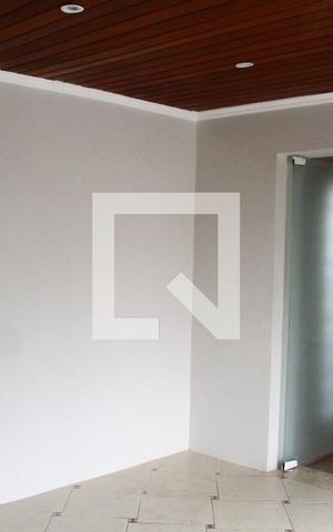 Casa para alugar com 132m², 3 quartos e 2 vagasQuarto Suíte