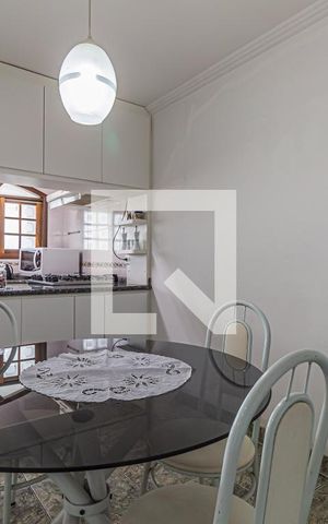 Casa à venda com 360m², 4 quartos e 7 vagas Casa à venda com 360m², 4 quartos e 7 vagasSala de Jantar - Cs2