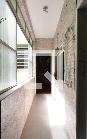 Apartamento à venda com 118m², 2 quartos e sem vagaÁrea de Serviço