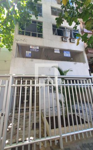 Apartamento à venda com 116m², 3 quartos e 1 vaga Apartamento à venda com 116m², 3 quartos e 1 vagaFachada