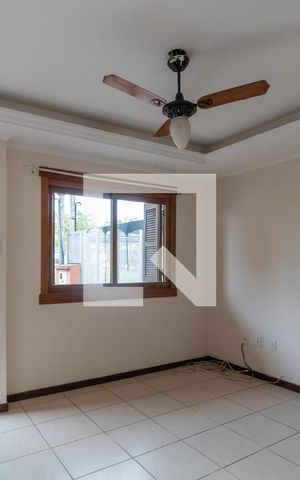 Casa à venda com 172m², 3 quartos e 2 vagas Casa à venda com 172m², 3 quartos e 2 vagasSala