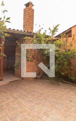 Casa à venda com 172m², 3 quartos e 2 vagas Casa à venda com 172m², 3 quartos e 2 vagasQuintal