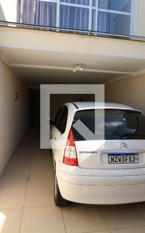 Casa à venda com 160m², 3 quartos e 2 vagasGaragem
