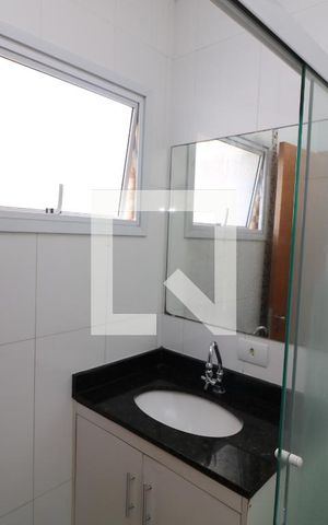 Casa à venda com 160m², 3 quartos e 2 vagasBanheiro suite