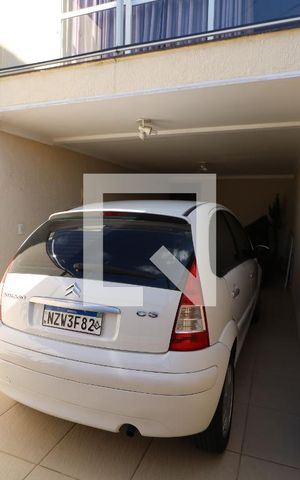 Casa à venda com 160m², 3 quartos e 2 vagasGaragem