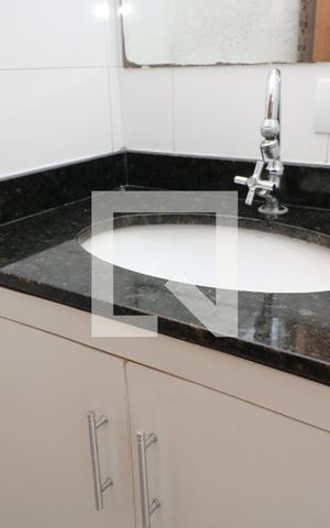 Casa à venda com 160m², 3 quartos e 2 vagasBanheiro suite